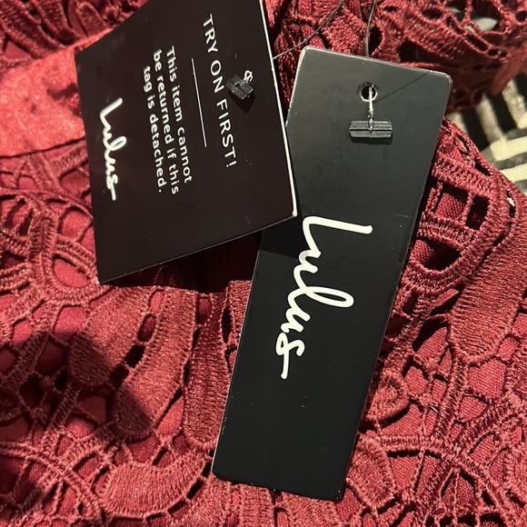 Lulus oxblood midi lace dress. US 6. - Picture 7 of 8